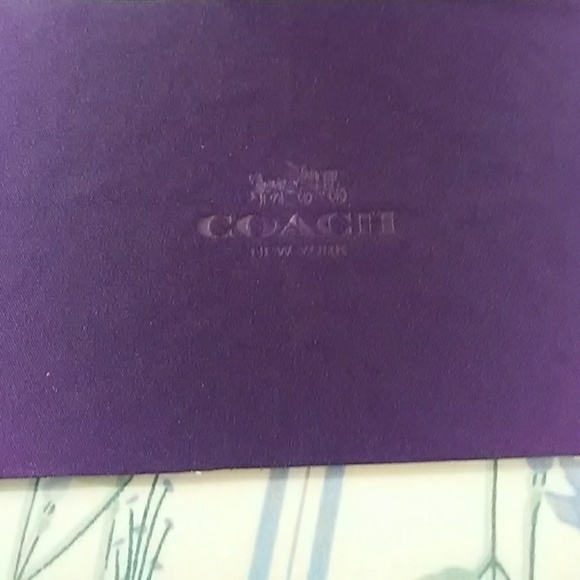 Coach Hardshell Glasses Case and Cloth - Picture 13 of 14